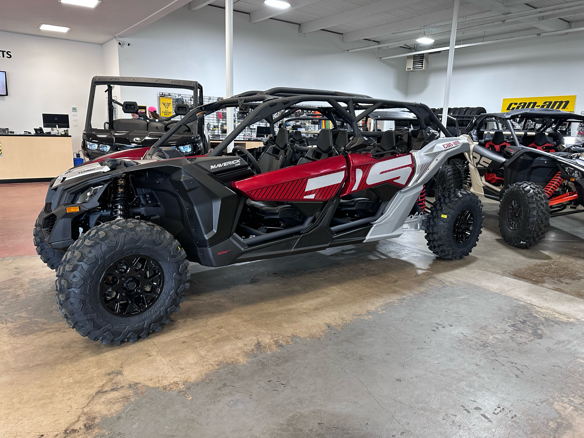 2024 Maverick X3 Max DS Turbo Maverick X3 Max DS Turbo 000322 - Click for larger photo