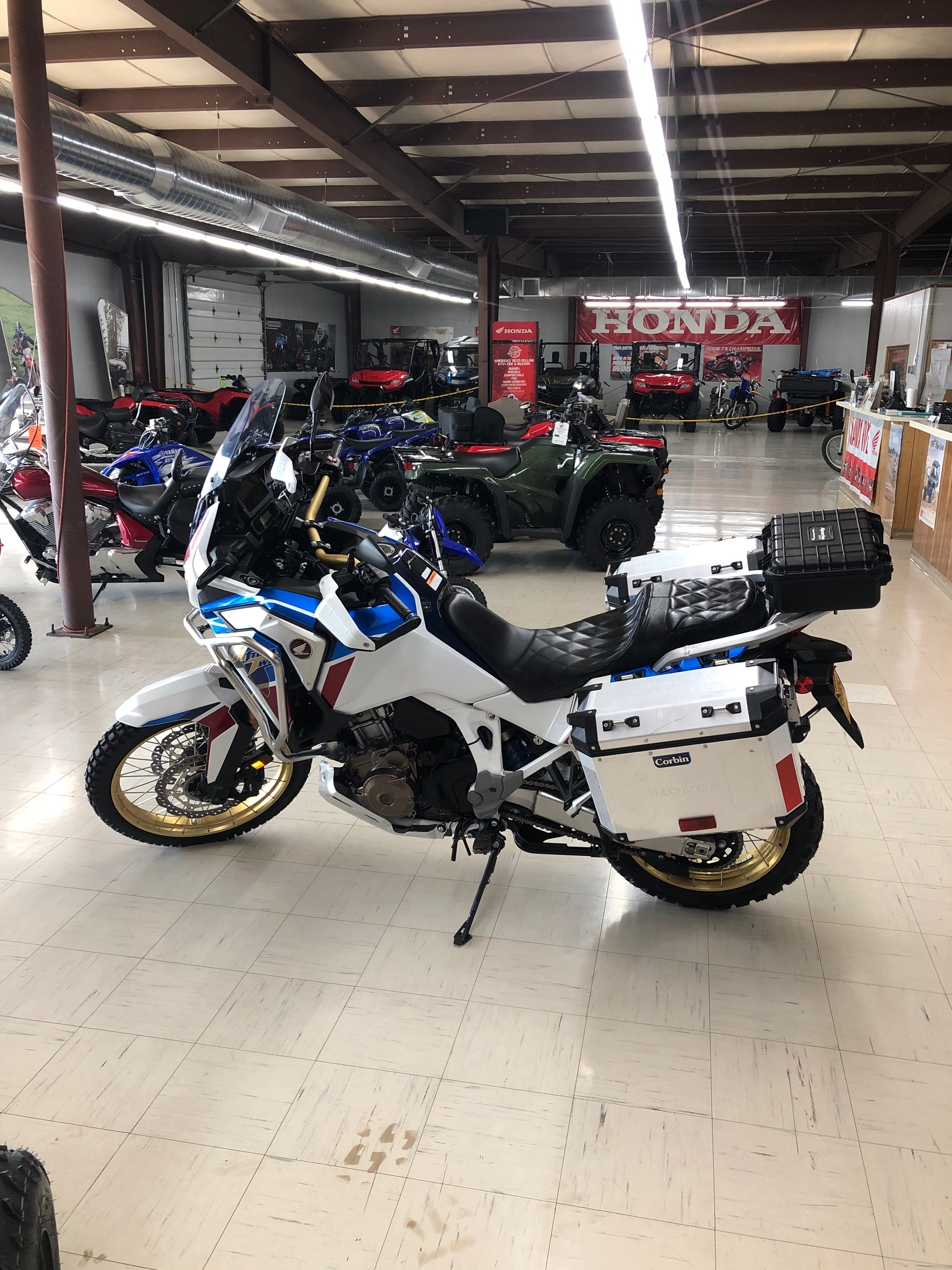 2020 Africa Twin Adventure Sports ES DCT Africa Twin Adventure Sports ES DCT  - Click for larger photo