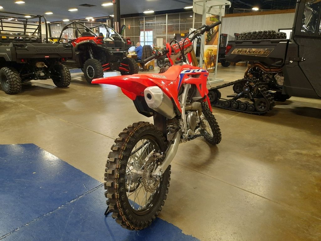 2022 CRF450R  H02986 - Click for larger photo
