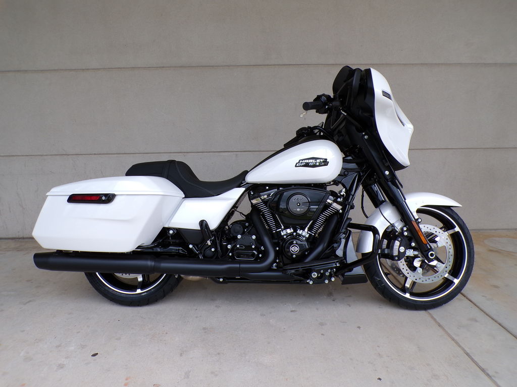 2024 FLHX - Street Glide  622647 - Click for larger photo