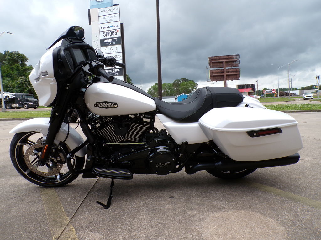2024 FLHX - Street Glide  622647 - Click for larger photo