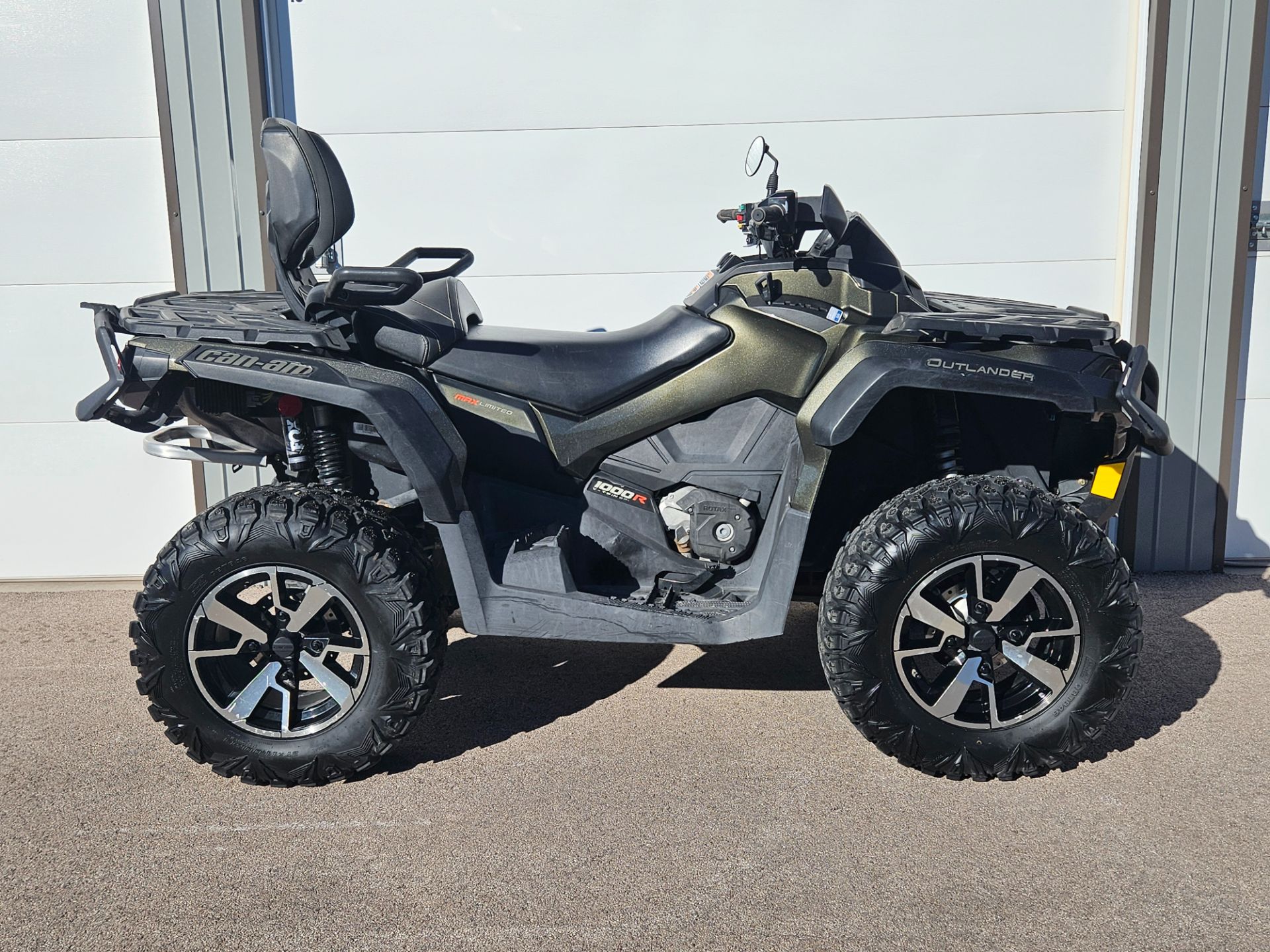 2020 Outlander MAX Limited 1000R Outlander MAX Limited 1000R 2P163A - Click for larger photo