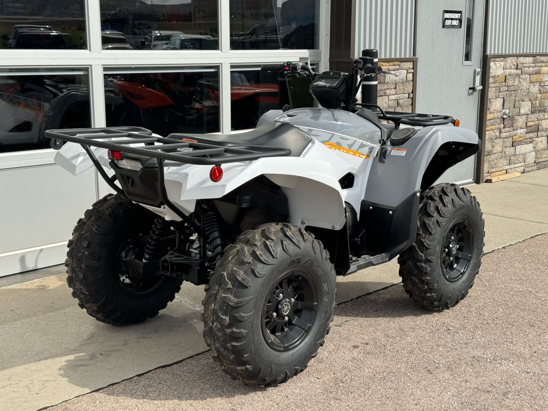 2024 Grizzly EPS XT-R Grizzly EPS XT-R B617A - Click for larger photo