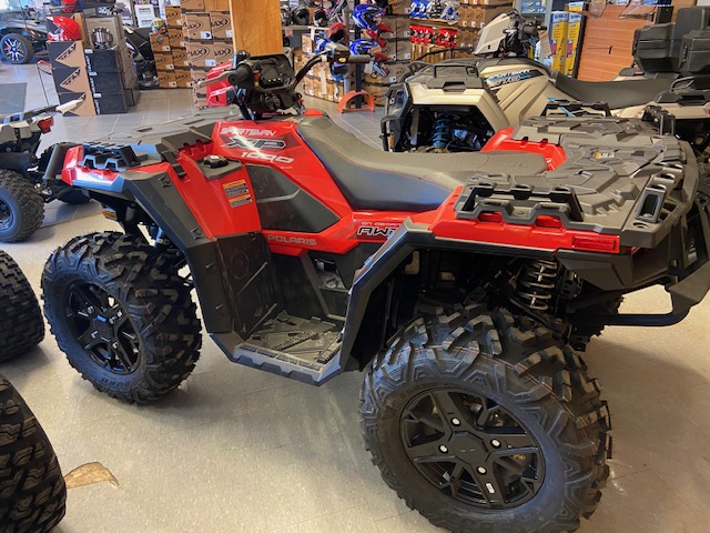 2024 Sportsman 1000 Ultimate Trail Red Sportsman 1000 Ultimate Trail Red In Stock n - Click for larger photo