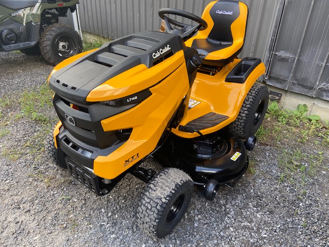 2024 XT1 ST 54 Lawn tractor with fab deck XT1 ST 54 Lawn tractor with fab deck In Stock n - Click for larger photo