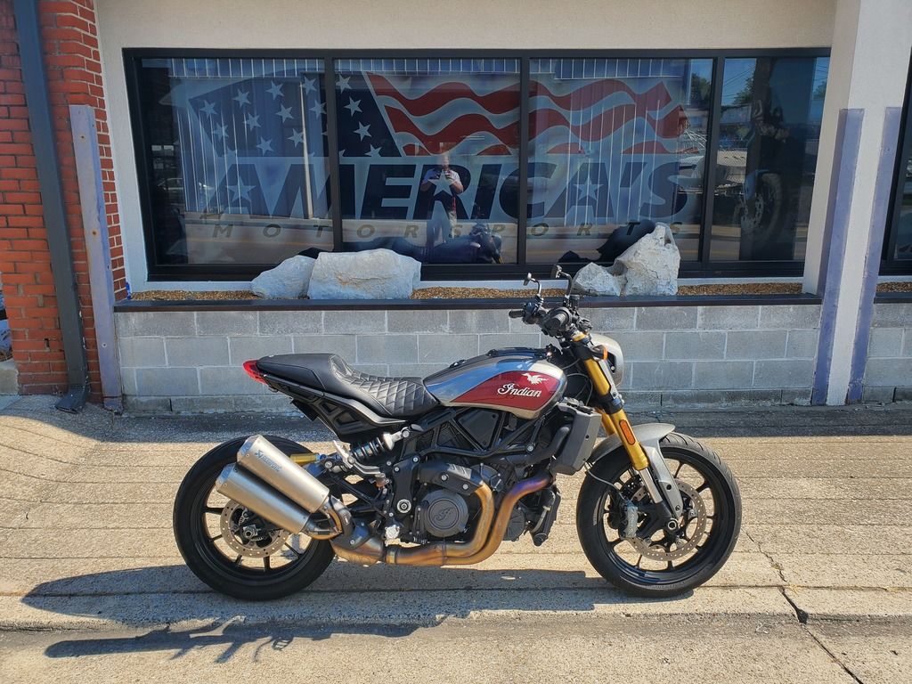 2019 FTR 1200 S Red over Steel Gray  UM1133 - Click for larger photo
