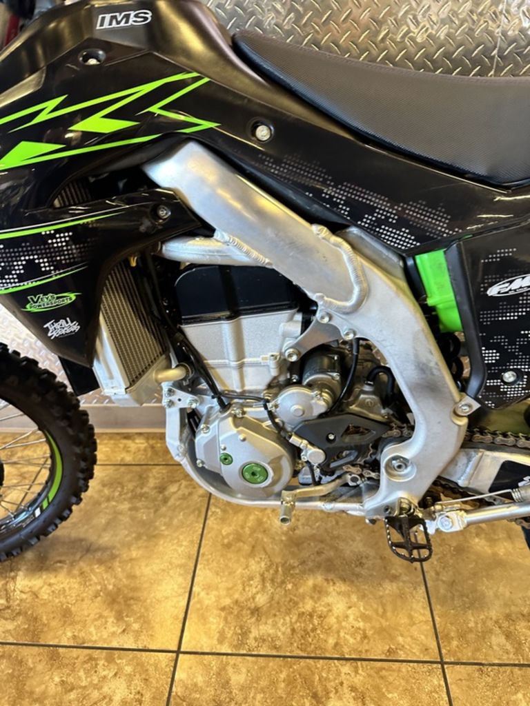 2021 KX450X  0008080 - Click for larger photo