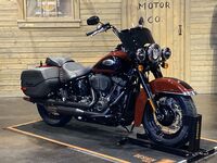 Harley-Davidson FLHCS - Heritage Classic 2024 6305848000