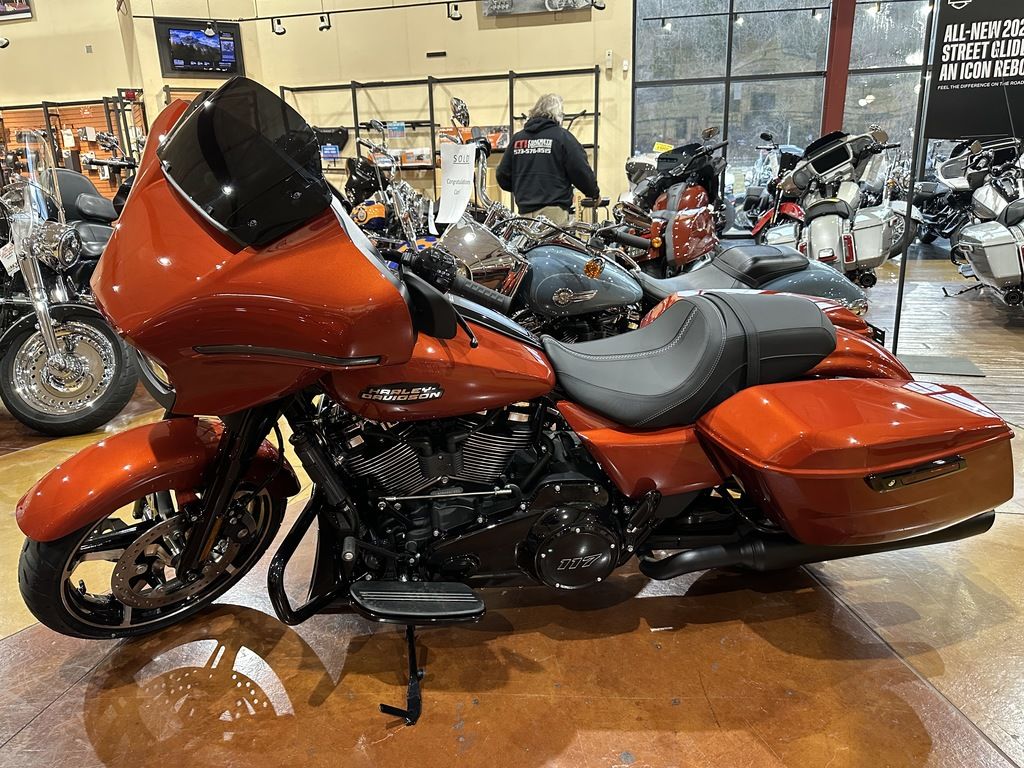 2024 FLHX - Street Glide  H7247 - Click for larger photo