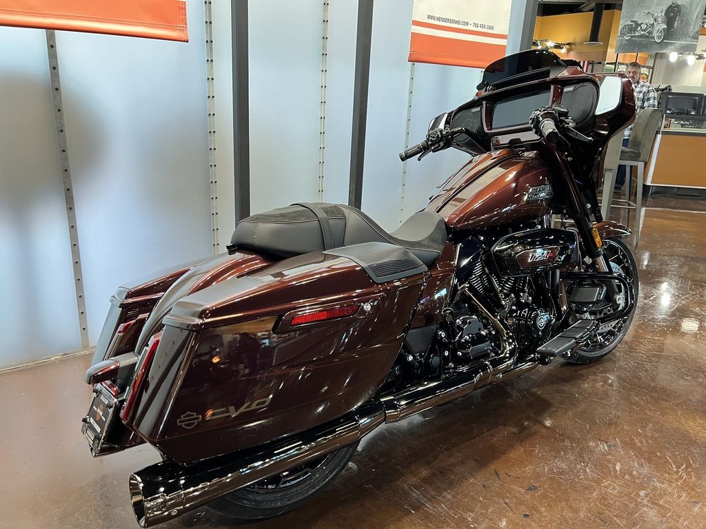 2024 FLHXSE - CVO Street Glide  952442 - Click for larger photo