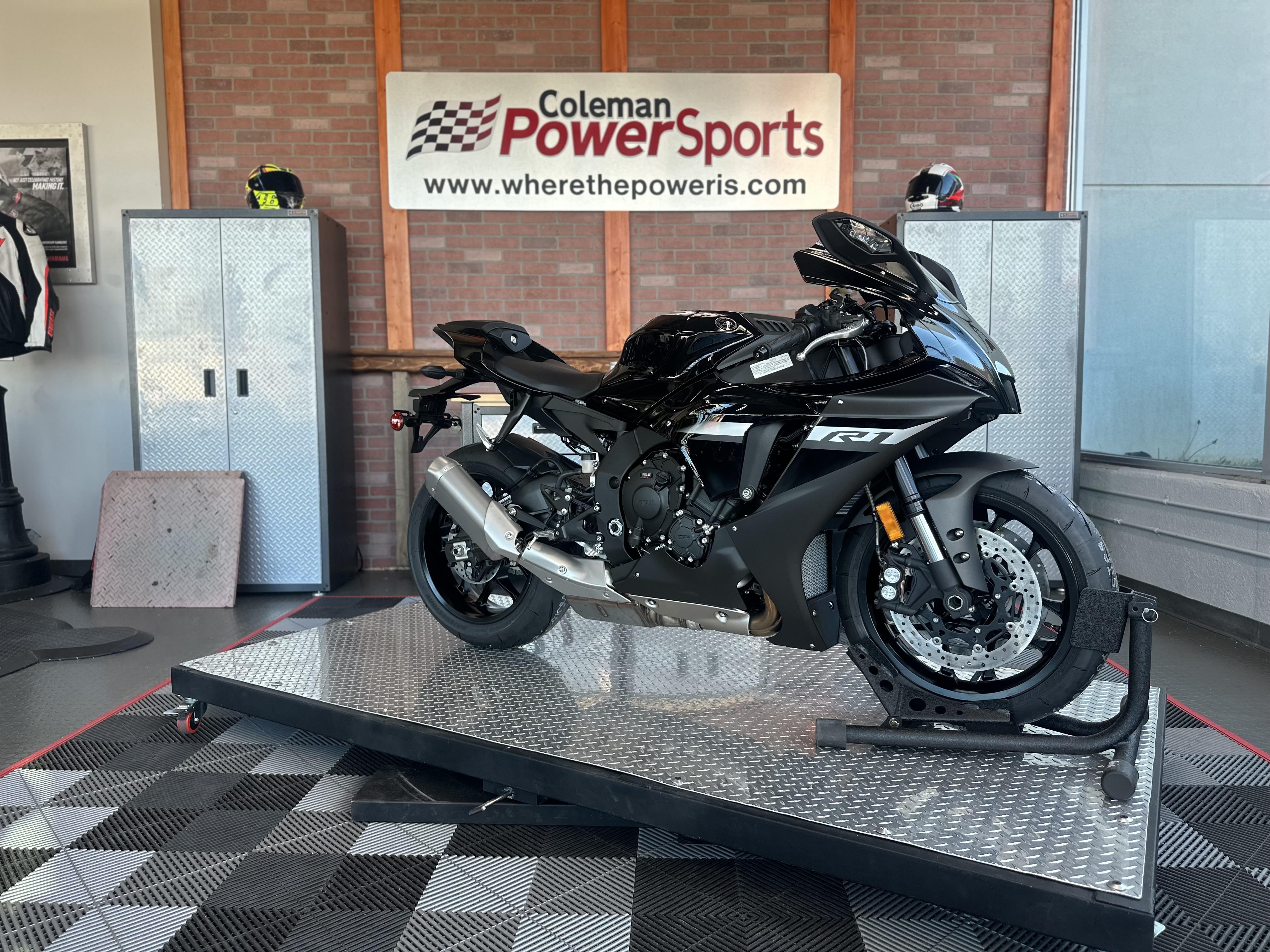 2024 YZF-R1 YZF-R1 FY3891 - Click for larger photo