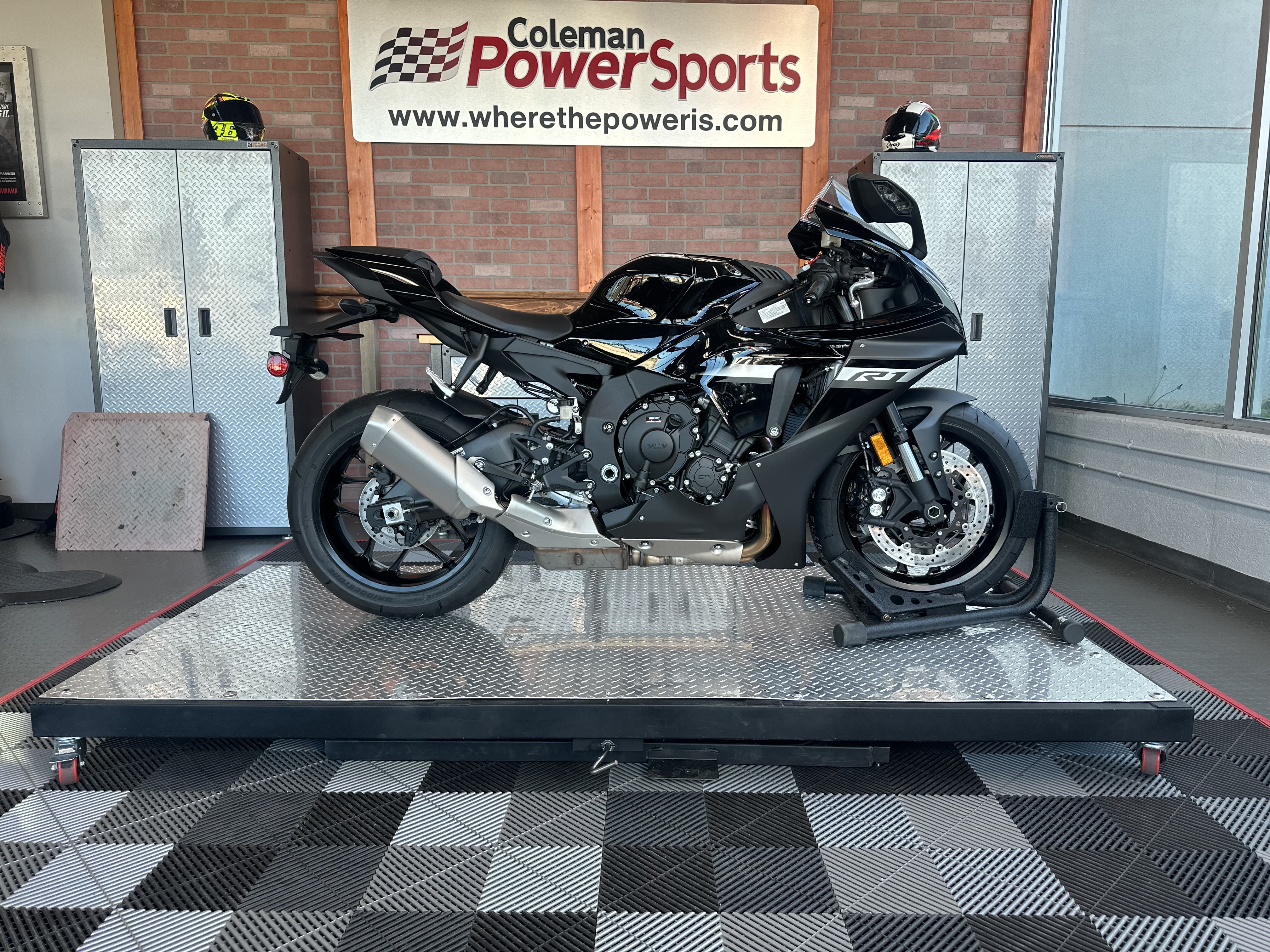 2024 YZF-R1 YZF-R1 FY3891 - Click for larger photo
