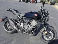 Honda CB1000R Black Edition 2024 7043947301
