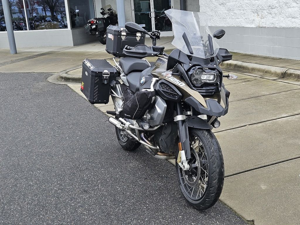 2019 R 1250 GS Adventure Style Exclusive  U19117 - Click for larger photo
