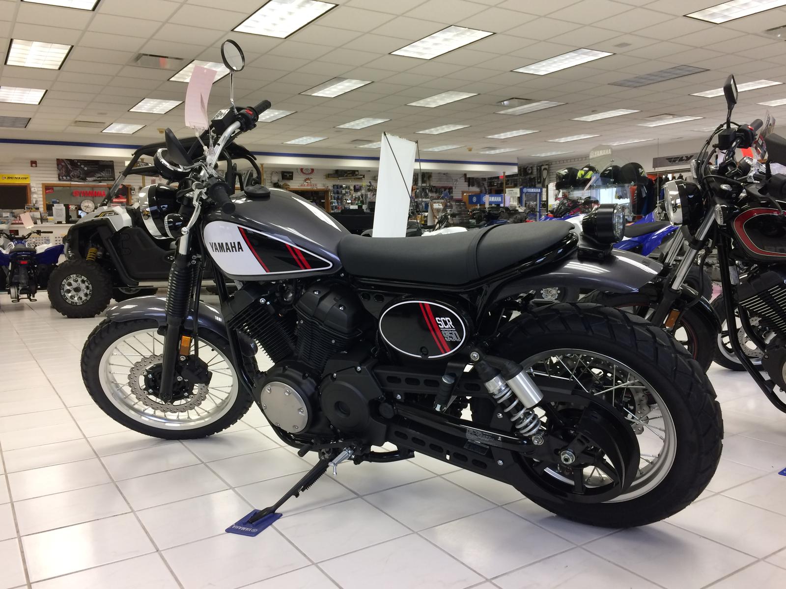 2017 SCR950 SCR950  - Click for larger photo