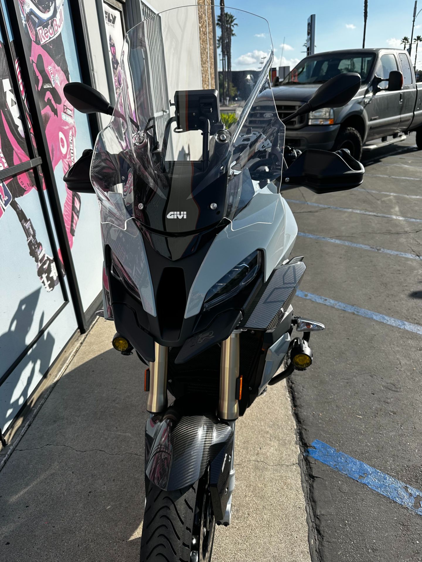 2021 S 1000 XR S 1000 XR N/A - Click for larger photo