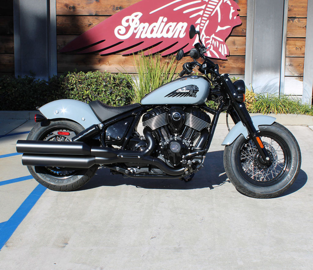 2024 Chief Bobber Dark Horse Storm Gray  I24-014537 - Click for larger photo