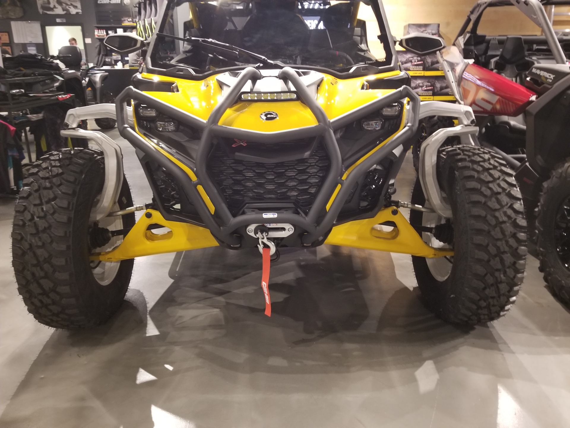 2024 Maverick R X RS 999T DCT Maverick R X RS 999T DCT CAN-7ARB - Click for larger photo