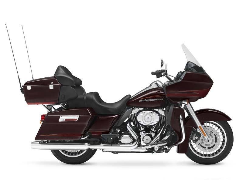 2011 Road Glide&#174; Ultra Road Glide&#174; Ultra 2447 - Click for larger photo