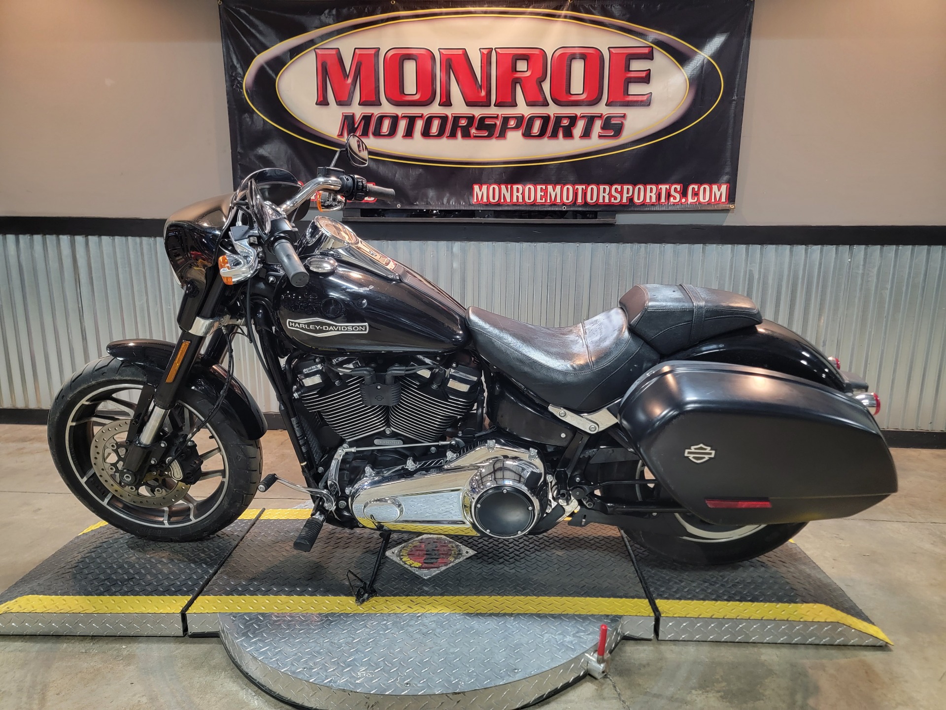 2019 Sport Glide&#174; Sport Glide&#174; HD064781 - Click for larger photo