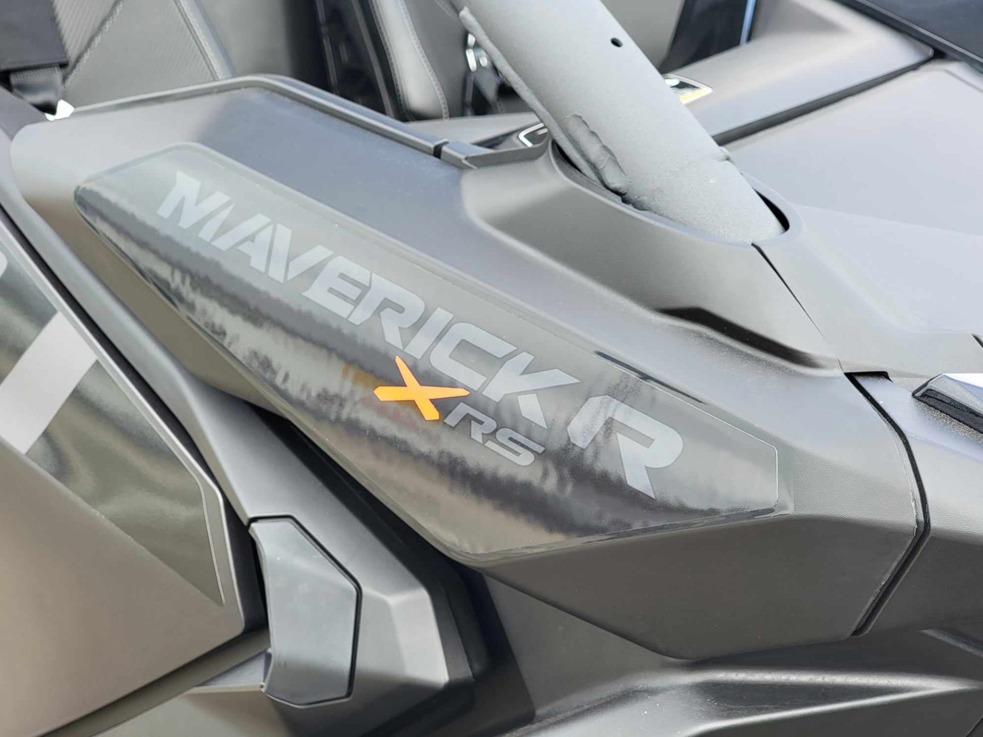 2024 Maverick R X RS 999T DCT Maverick R X RS 999T DCT CALL NOW!  - Click for larger photo