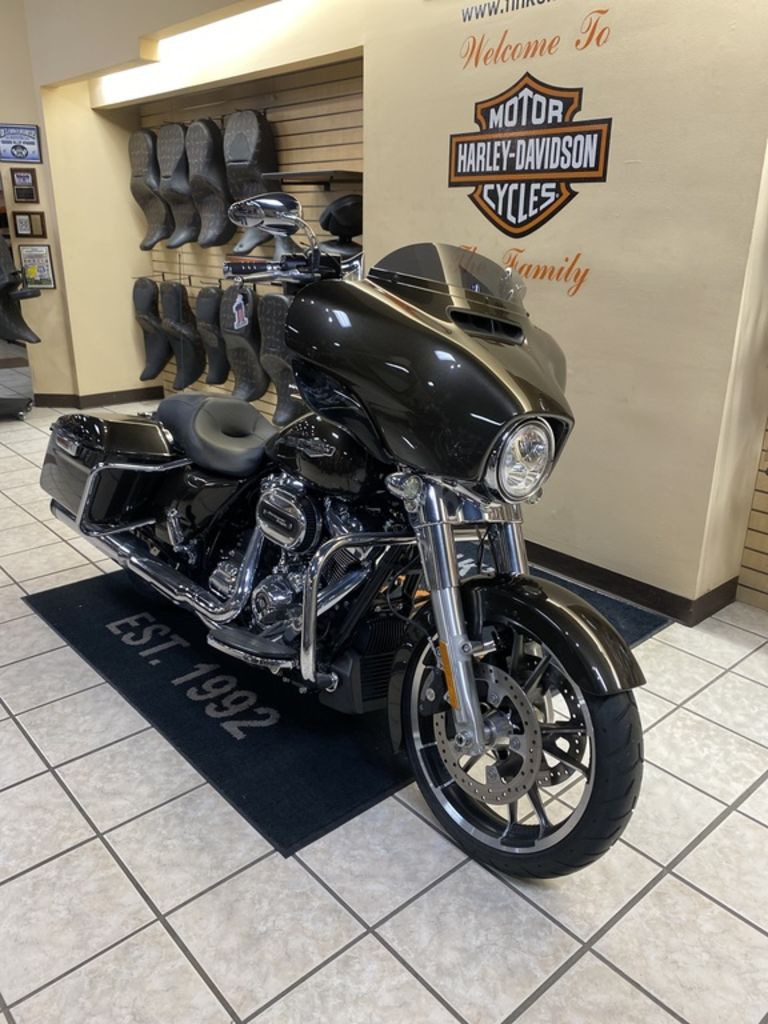 2021 FLHX - Street Glide  L255 - Click for larger photo