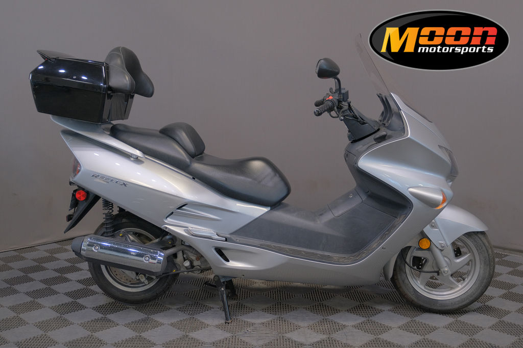2001 REFLEX 250 SILVER  K000943 - Click for larger photo