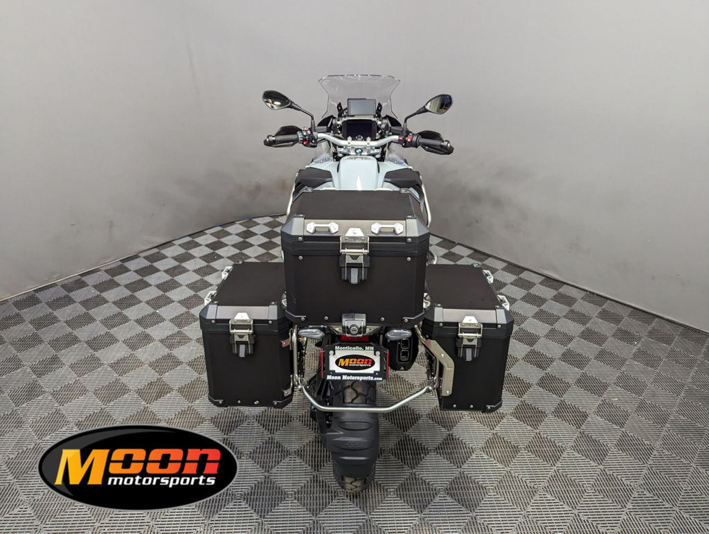 2024 R 1250 GS Adventure Ice Gray  6J55960 - Click for larger photo
