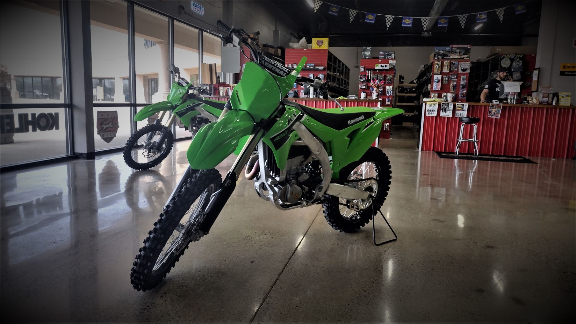 2024 KX 450 KX 450 KAW000982 - Click for larger photo