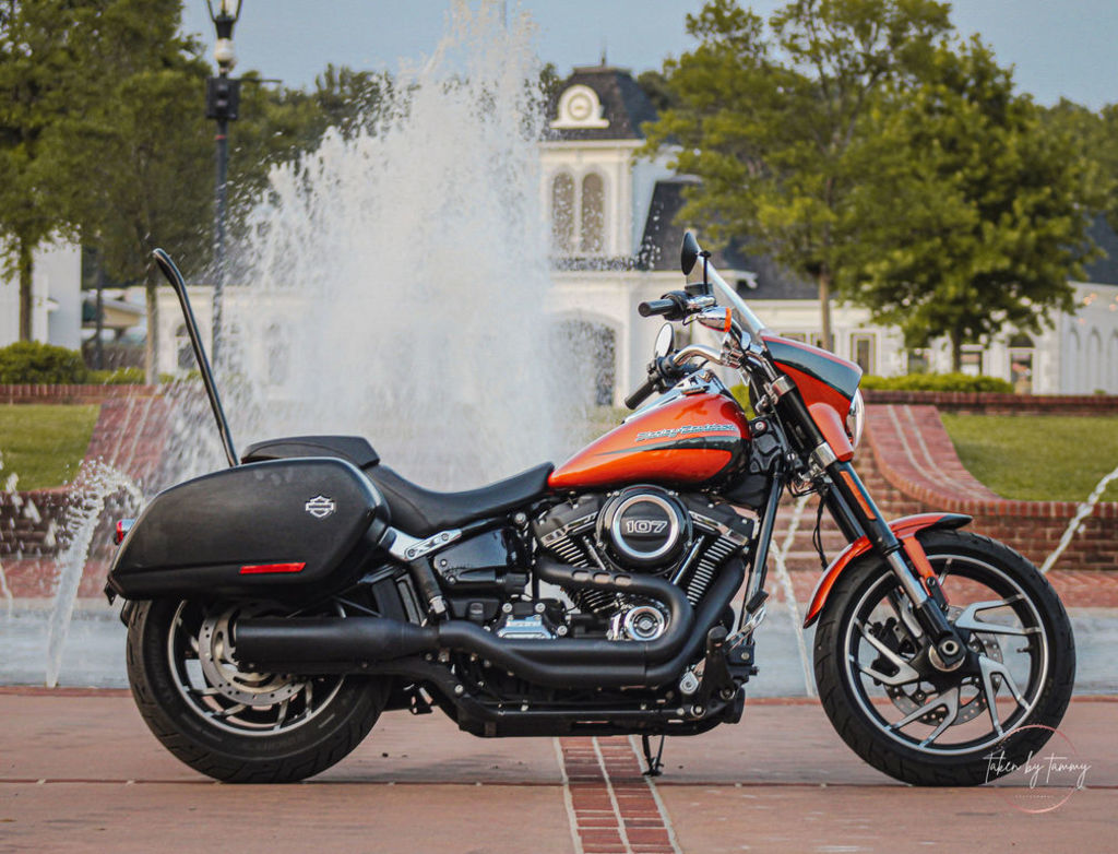 2020 FLSB - Softail Sport Glide  014068 - Click for larger photo