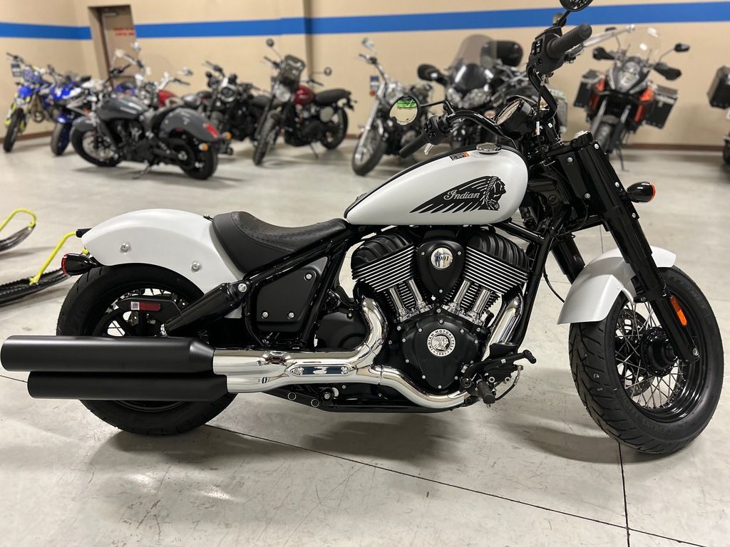 2024 Chief Bobber ABS Ghost White Metallic Sm  015582 - Click for larger photo