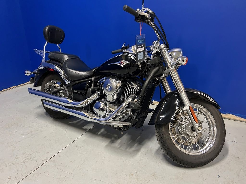 2011 Vulcan 900 Classic SE  065674 - Click for larger photo