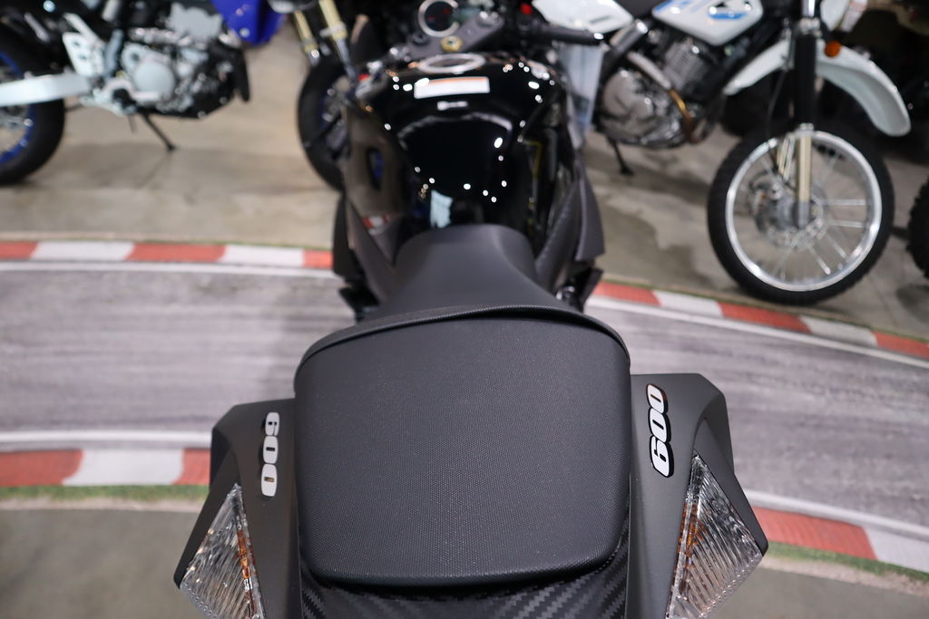 2024 GSX-R600  100364A - Click for larger photo