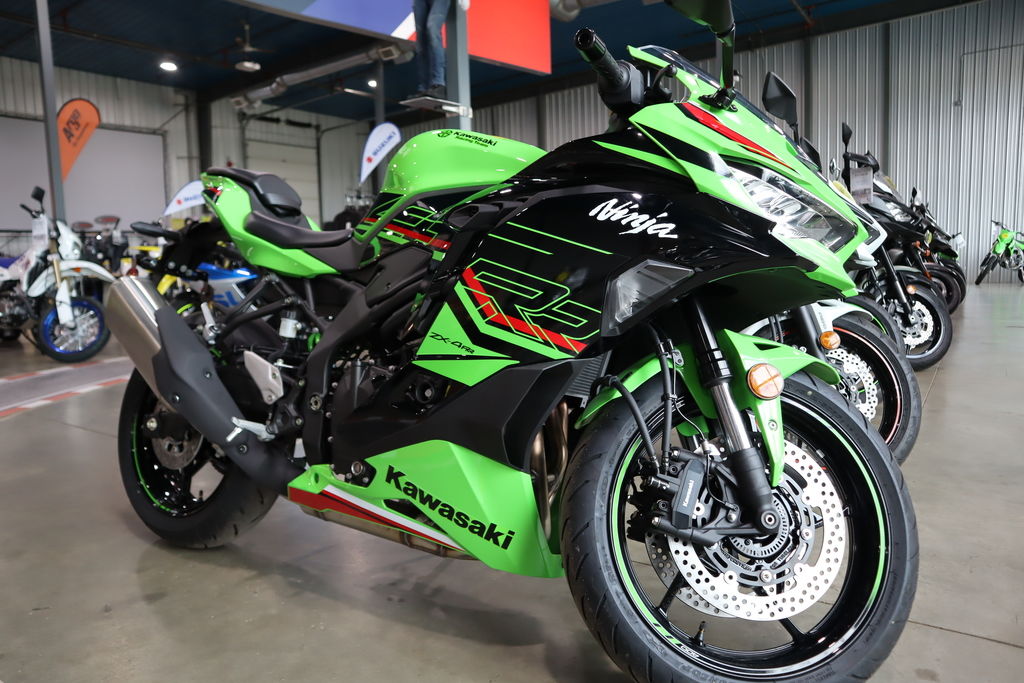 2023 Ninja 400RR  A01530 - Click for larger photo