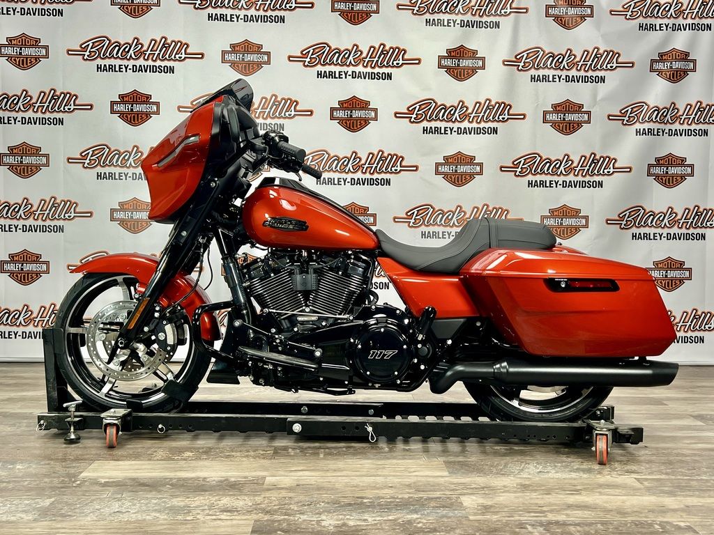 2024 FLHX - Street Glide  HR9106 - Click for larger photo