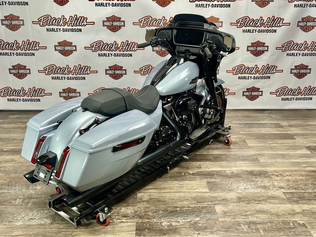 2024 FLHX - Street Glide  HR9113 - Click for larger photo