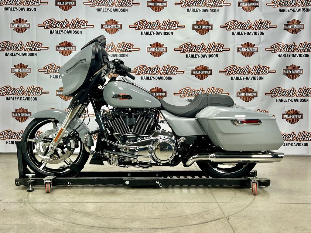2024 FLHX - Street Glide  HR9011 - Click for larger photo