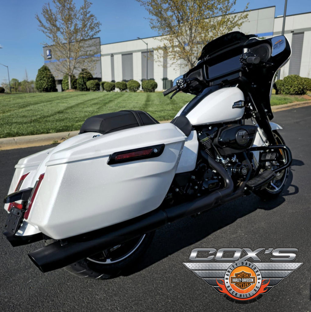 2024 FLHX - Street Glide  0194310 - Click for larger photo