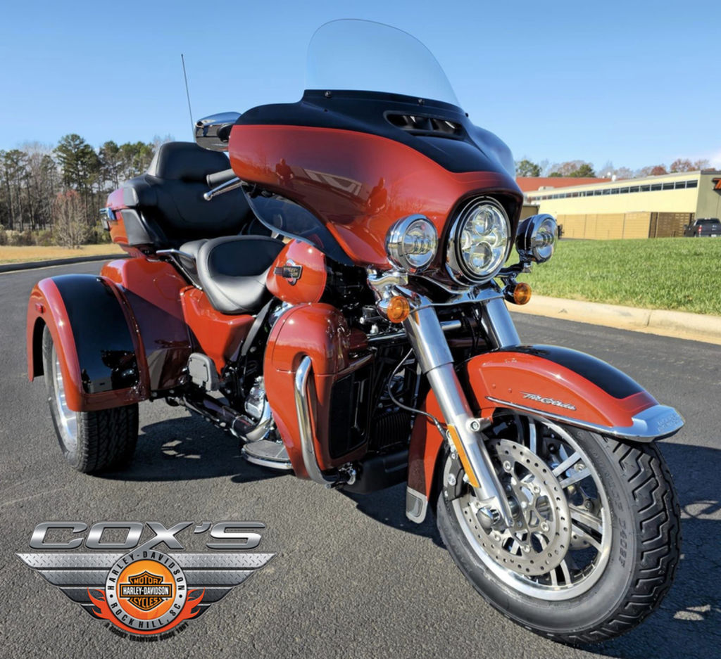 2024 FLHTCUTG - Tri Glide Ultra  852673 - Click for larger photo