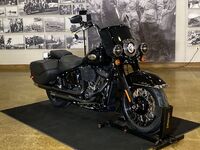 Harley-Davidson FLHCS - Heritage Classic 2024 8153373511