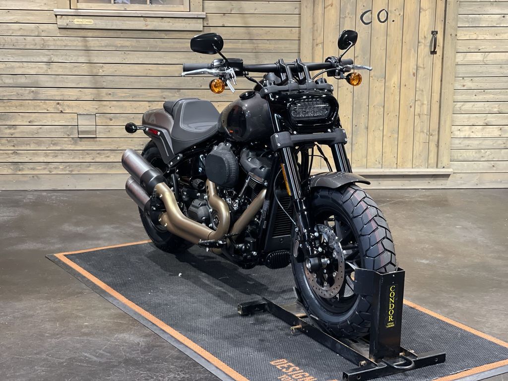2023 FXFBS - Fat Bob 114  B026914FR - Click for larger photo