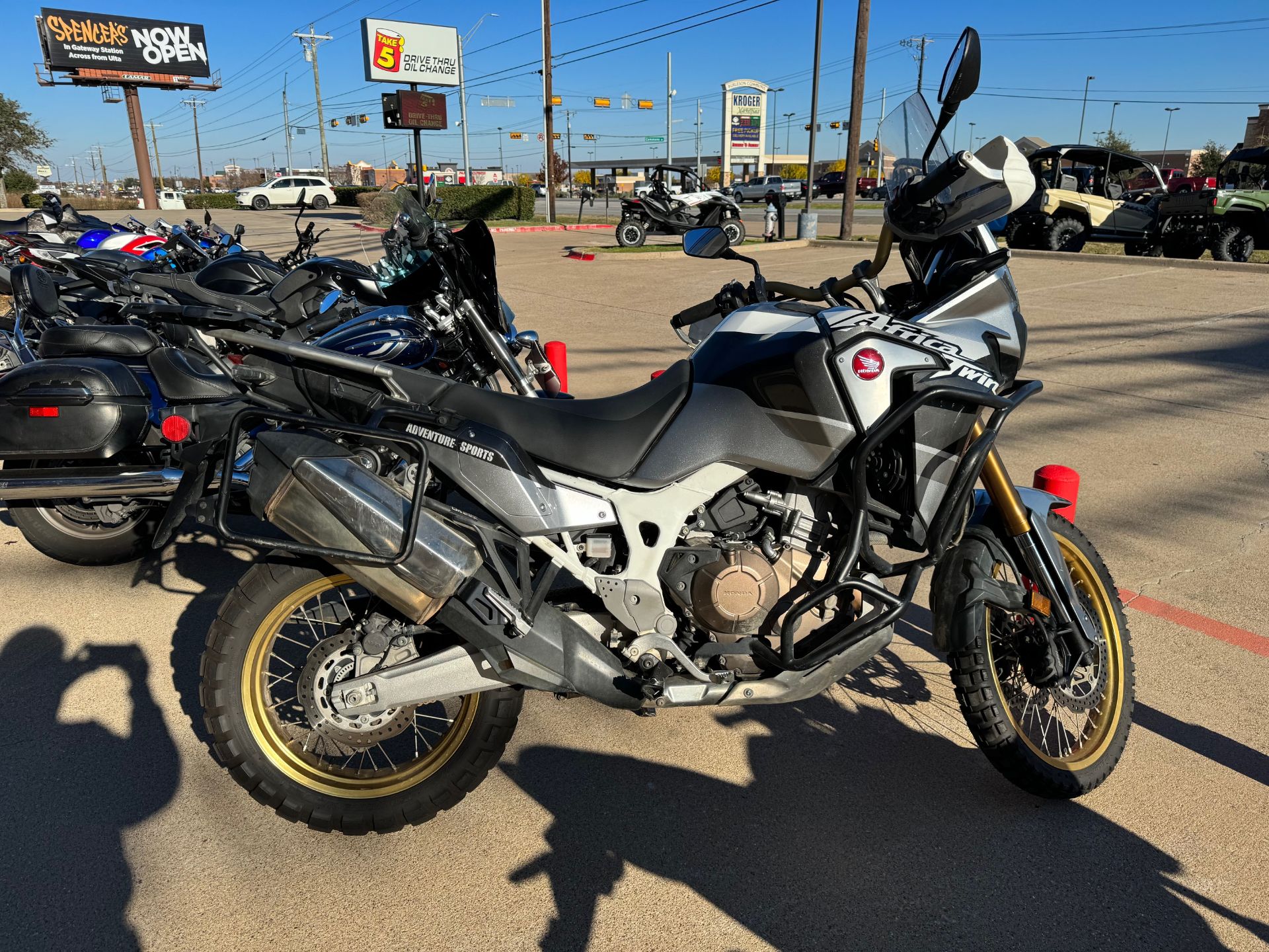 2019 Africa Twin Africa Twin UHON0130 - Click for larger photo