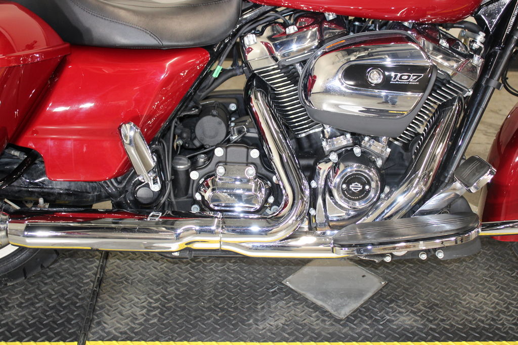 2021 FLHX - Street Glide  MB661694 - Click for larger photo