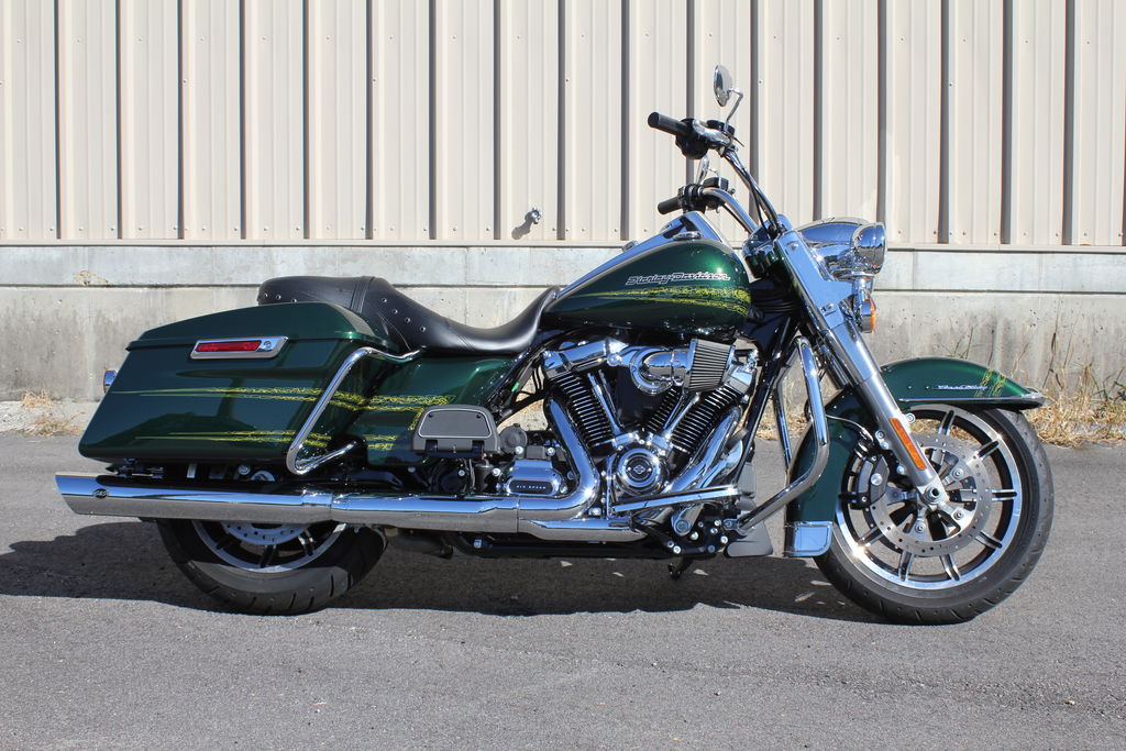 2019 FLHR - Road King  627390NP - Click for larger photo