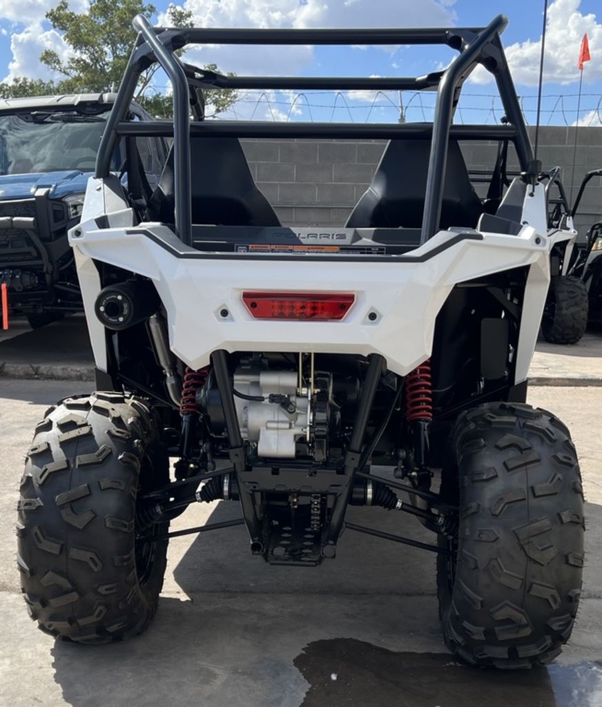 2024 RZR 200 EFI  PO000732 - Click for larger photo