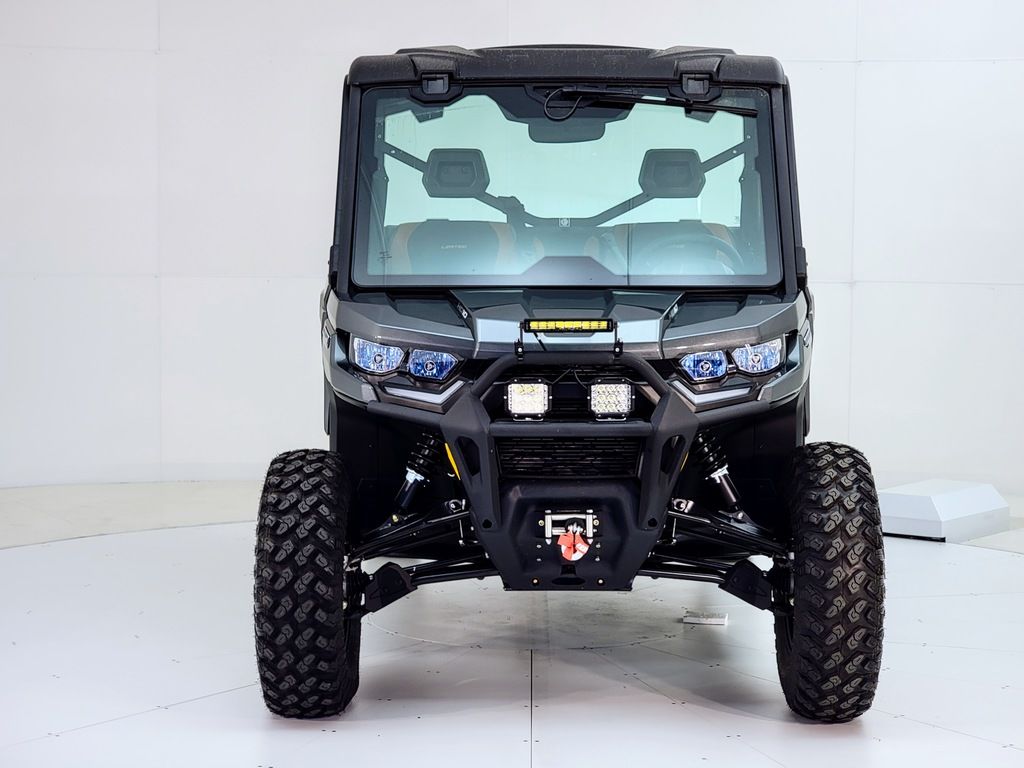 2024 Defender PRO Limited HD10  CA000213A - Click for larger photo