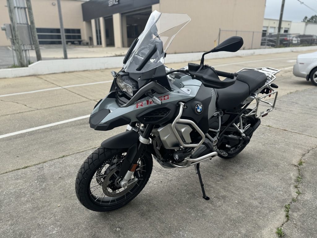 2024 R 1250 GS Adventure Ice Gray  BMJ53342 - Click for larger photo