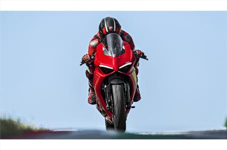 2024 Panigale V2 - Red Panigale V2 - Red 013094 - Click for larger photo