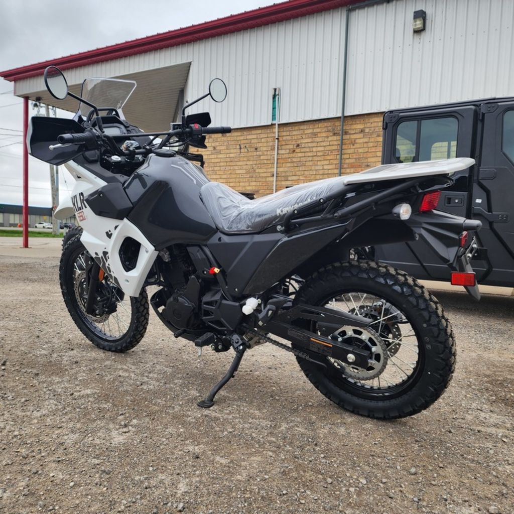 2024 KLR650 S  KMA30347 - Click for larger photo