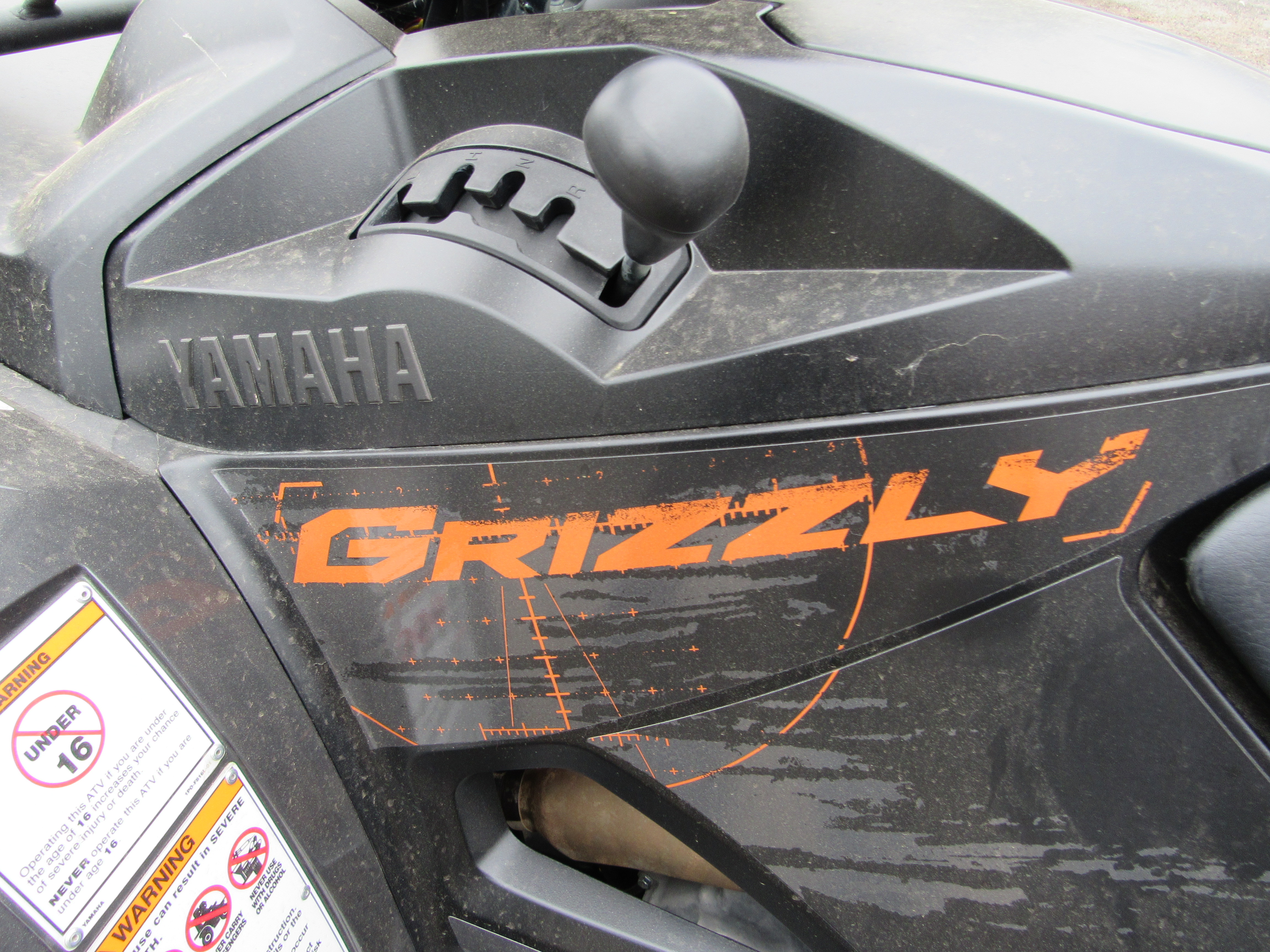 2022 GRIZZLY 700 EPS XT-R GRIZZLY 700 EPS XT-R 0444 - Click for larger photo